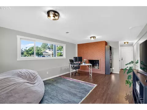 Other - 985 NW 3rd St, Gresham, OR 97030 photo 3 of 5