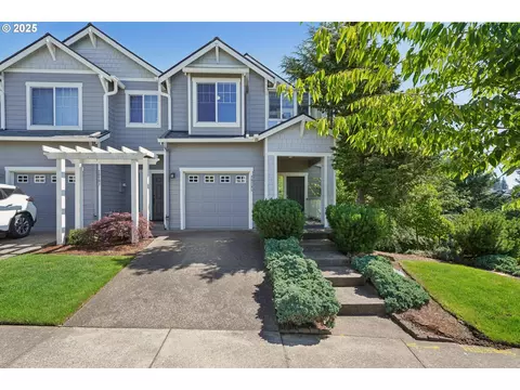 20295 Hoodview Ave, West Linn, OR 97068
