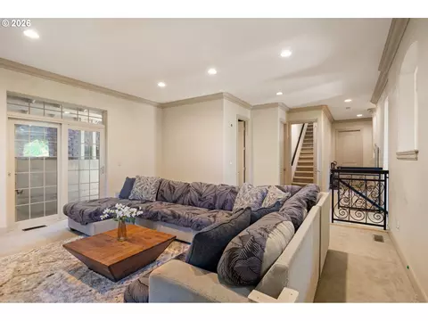 Other - 3012 Ashley Loop, Eugene, OR 97405 photo 2 of 12