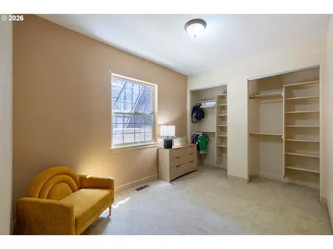 Bedroom - 3012 Ashley Loop, Eugene, OR 97405 photo 1 of 8