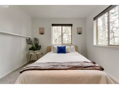 2736 Kismet Way, Eugene, OR 97405 photo 30