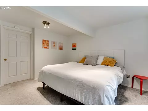 2736 Kismet Way, Eugene, OR 97405 photo 34