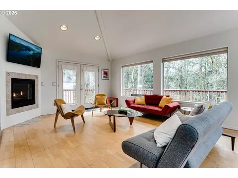 2736 Kismet Way, Eugene, OR 97405 photo 3