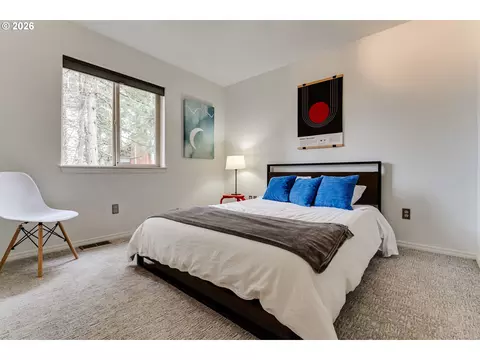 2736 Kismet Way, Eugene, OR 97405 photo 33