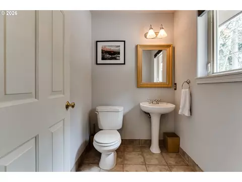 2736 Kismet Way, Eugene, OR 97405 photo 16