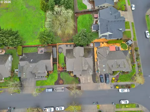 View/Area - 2183 Ashbury Dr, Eugene, OR 97408 photo 1 of 2