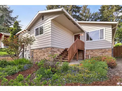 2723 SW Texas St, Portland, OR 97219