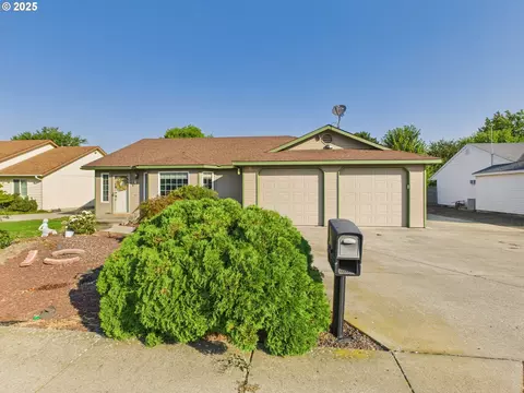 211 SE 20th Pl, Milton Freewater, OR 97862