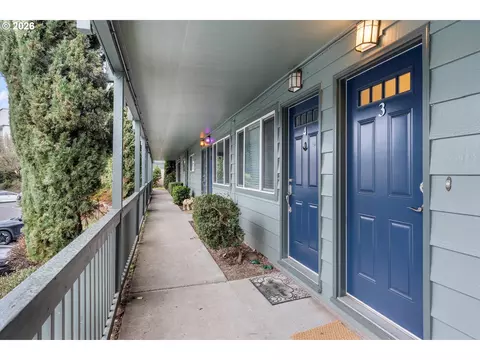 1025 SW Bertha Blvd #3, Portland, OR 97219
