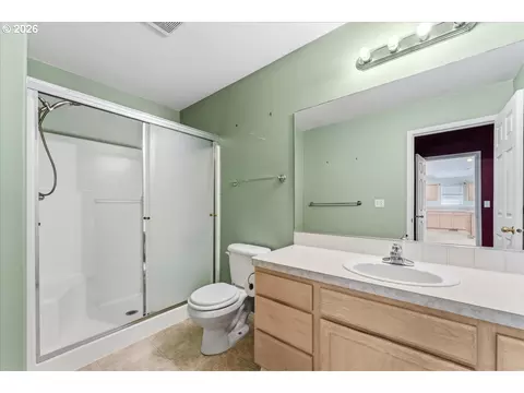 Bath - 38926 Haskins St, Sandy, OR 97055 photo 2 of 2