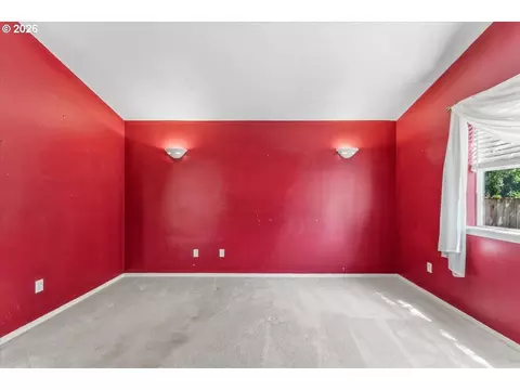 Bedroom - 38926 Haskins St, Sandy, OR 97055 photo 7 of 7