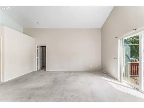 Living - 38926 Haskins St, Sandy, OR 97055 photo 4 of 4