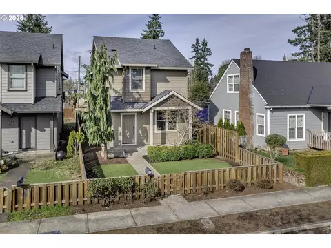 131 NW Connell Ave, Hillsboro, OR 97124