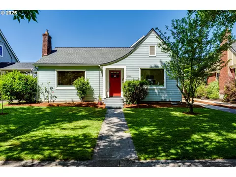 1556 Washington St, Eugene, OR 97401