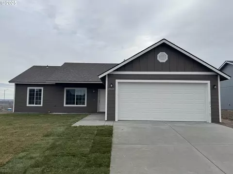 2909 Grouse St, Umatilla, OR 97882