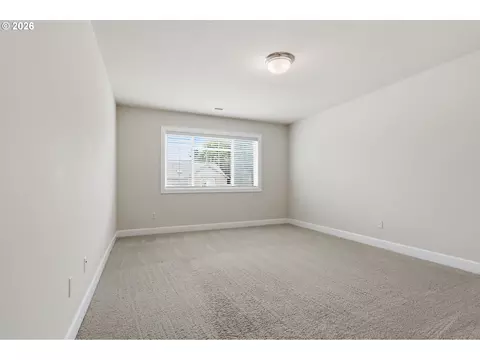 Bedroom - 516 SE 200th Pl, Camas, WA 98607 photo 5 of 5