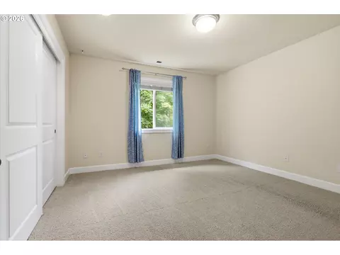 Bedroom - 516 SE 200th Pl, Camas, WA 98607 photo 2 of 5