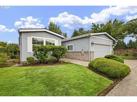 3220 Crescent Ave #64, Eugene, OR 97408