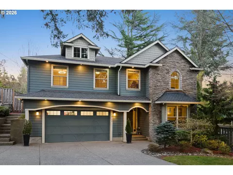 14144 Goodall Rd, Lake Oswego, OR 97034
