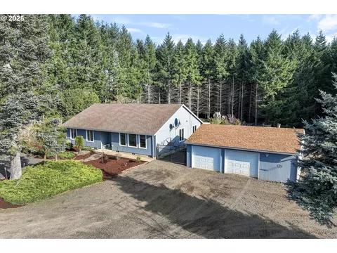 9504 SEola Hills Rd, Amity, OR 97101
