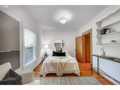 Bedroom - 2774 Potter St, Eugene, OR 97405 photo 1 of 4