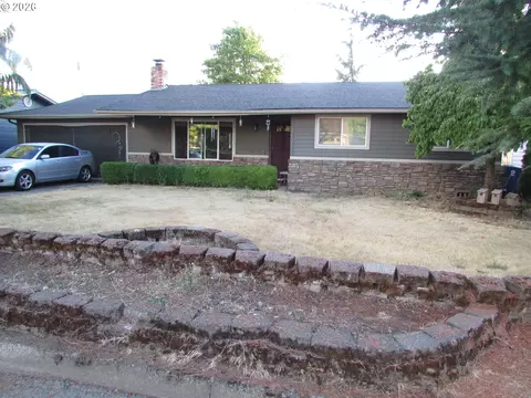 360 Cindy Ln, Mount Angel, OR 97362