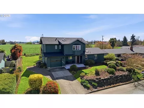 33626 Paiute Ln, Eugene, OR 97408