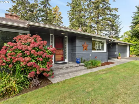Exterior - 15905 SE Ruby Dr, Milwaukie, OR 97267 photo 4 of 13