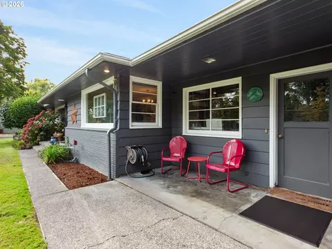 Exterior - 15905 SE Ruby Dr, Milwaukie, OR 97267 photo 3 of 13