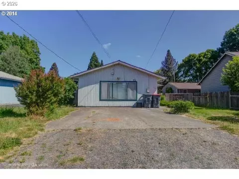 725 SW Taft St, Mcminnville, OR 97128