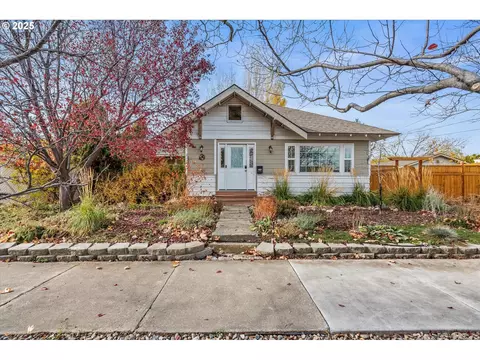 2819 College St, Baker City, OR 97814