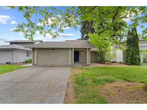823 NE 132nd Ave, Vancouver, WA 98684