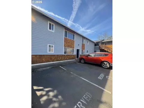 3925 SW Multnomah Blvd #201, Portland, OR 97219