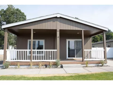 3111 E Q Ave #4, La Grande, OR 97850