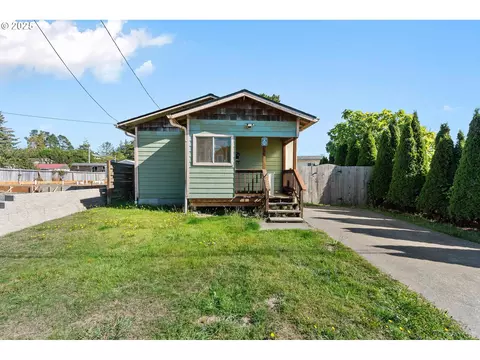 235 N Wall St, Coos Bay, OR 97420