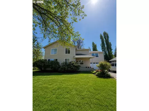 451 Oak Ter, Sweet Home, OR 97386