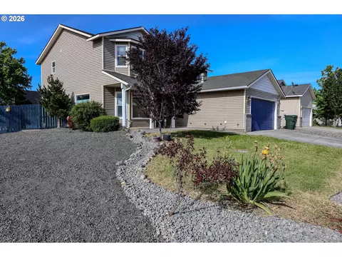 Exterior - 415 E Browning Ave, Hermiston, OR 97838 photo 2 of 6