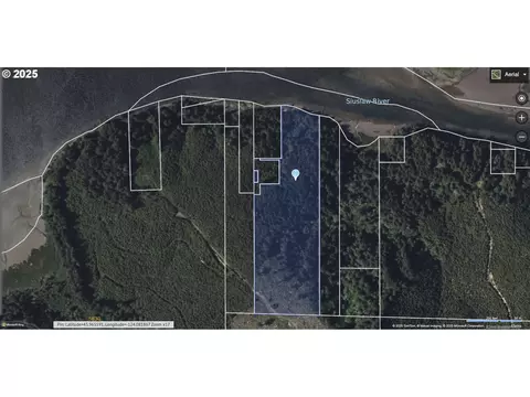 900 Tl Off E Gleneda Rd, Florence, OR 97439