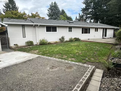 Exterior - 9150 SW Apache Dr, Tualatin, OR 97062 photo 3 of 7