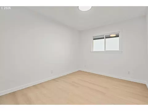 Bedroom - 635 NE Dallas St, Camas, WA 98607 photo 3 of 7
