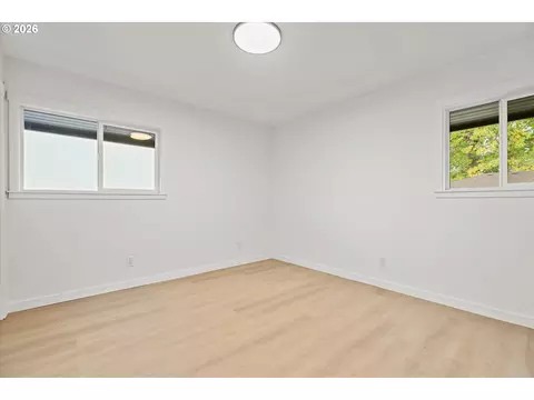 Bedroom - 635 NE Dallas St, Camas, WA 98607 photo 5 of 7