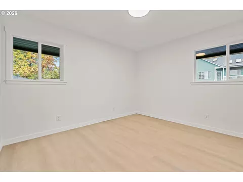 Bedroom - 635 NE Dallas St, Camas, WA 98607 photo 2 of 7