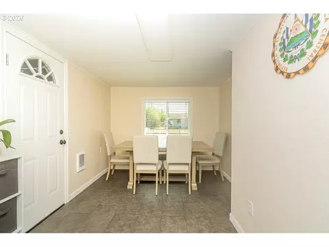 Dining - 1620 9th St, Springfield, OR 97477 photo 1 of 2