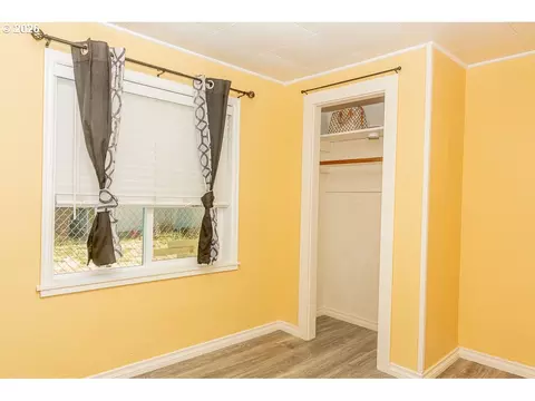 Other - 1620 9th St, Springfield, OR 97477 photo 2 of 11