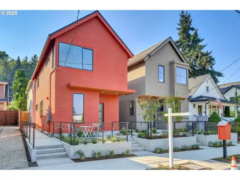 5769 S Kelly Ave, Portland, OR 97239