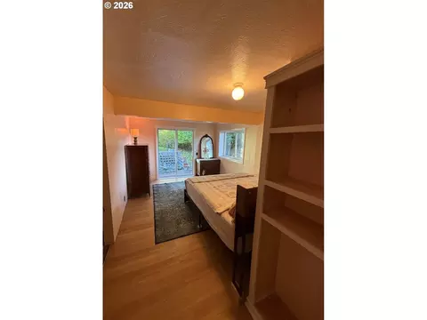 Bedroom - 3849 Roosevelt Blvd, Eugene, OR 97402 photo 1 of 3