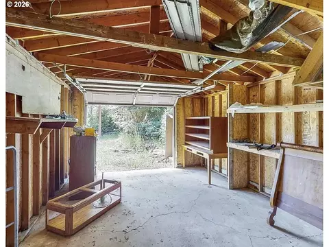 Other - 3849 Roosevelt Blvd, Eugene, OR 97402 photo 1 of 8