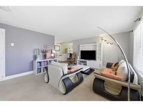 Living - 2501 Stratford St, Eugene, OR 97404 photo 1 of 2