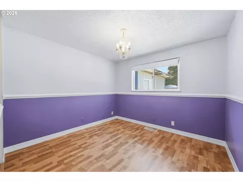 Bedroom - 2501 Stratford St, Eugene, OR 97404 photo 5 of 7