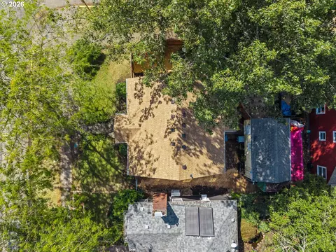 View/Area - 886 Polk St, Eugene, OR 97402 photo 1 of 3